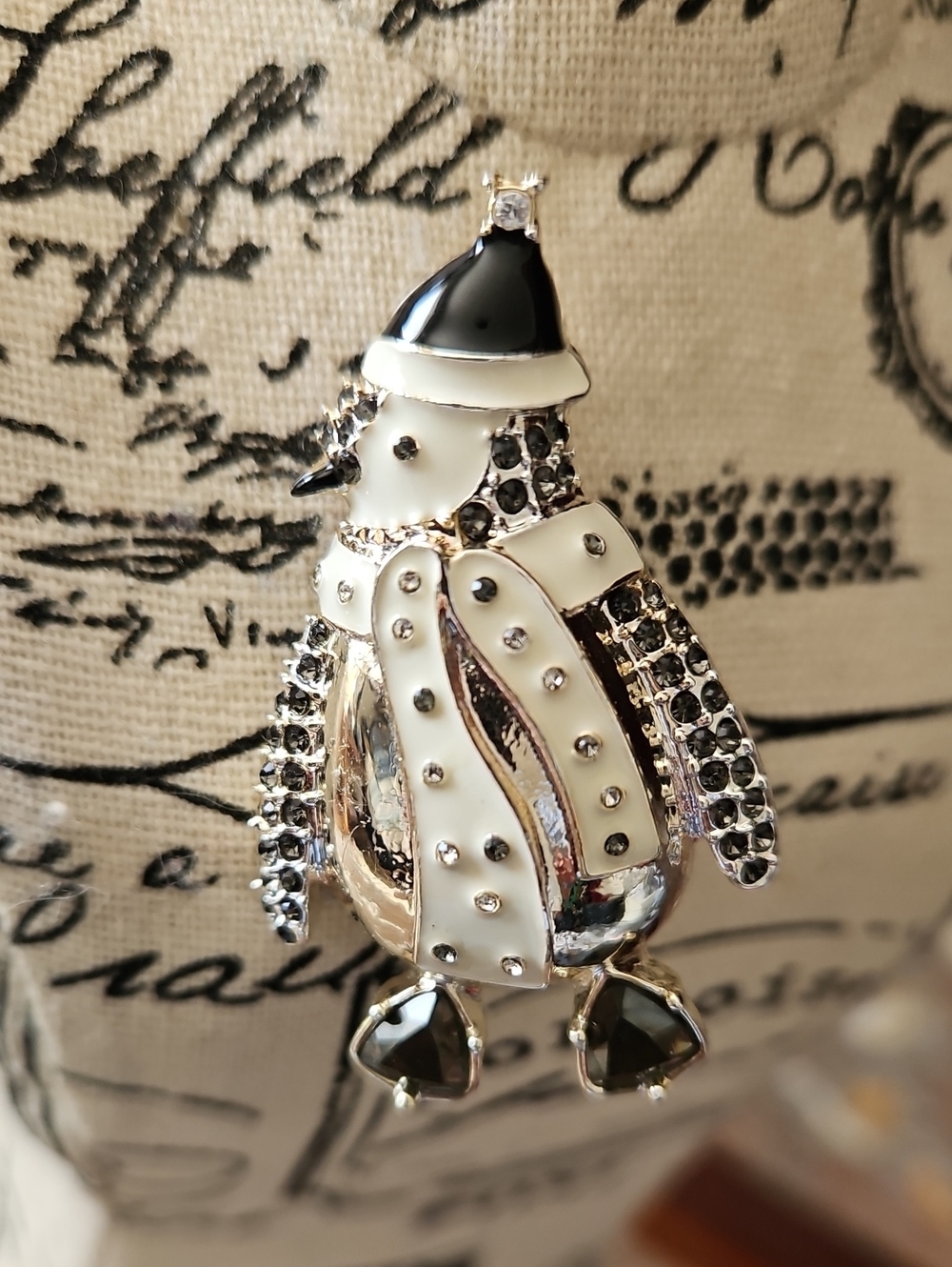 Talbots Embellished Rhinestone Penguin Brooch - Picture 3 of 9